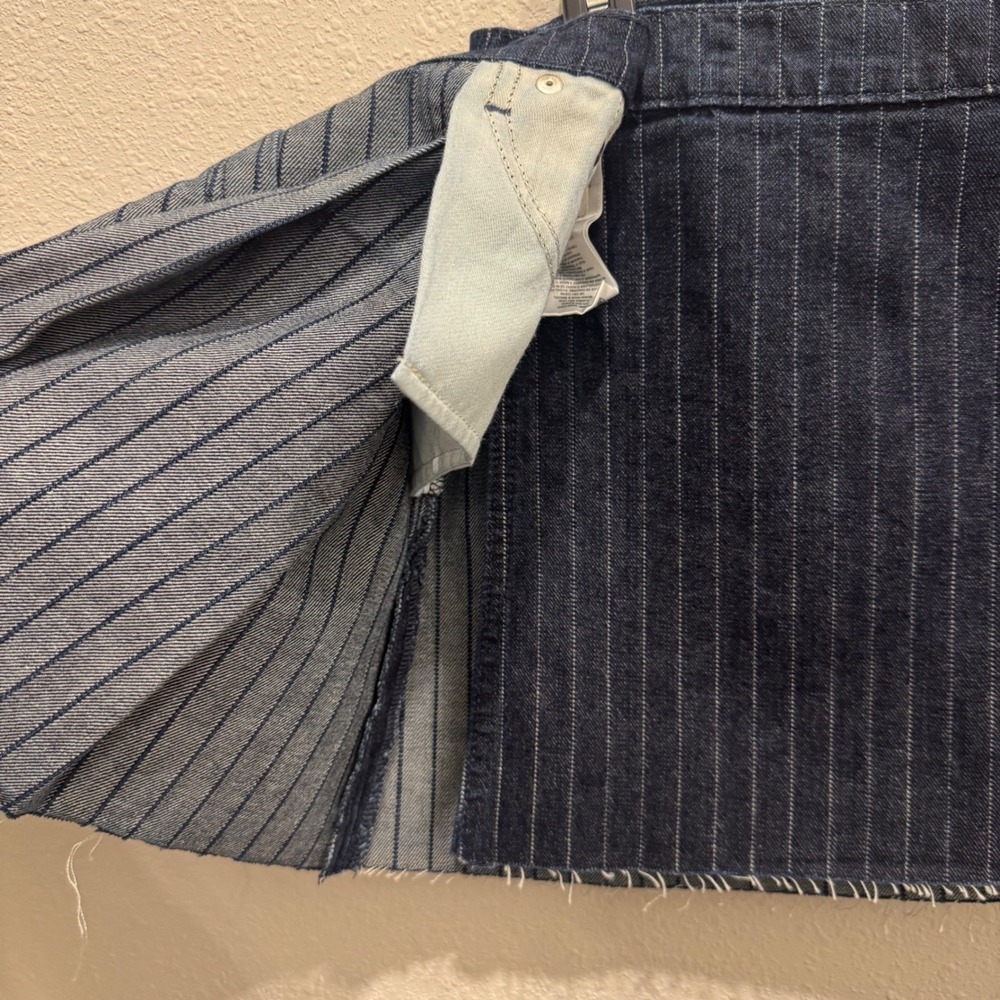 NWT RE/DONE Indigo Pinstripe Denim Tennis Wrap Skirt – Size‎ 24 (runs larger) - Picture 11 of 16